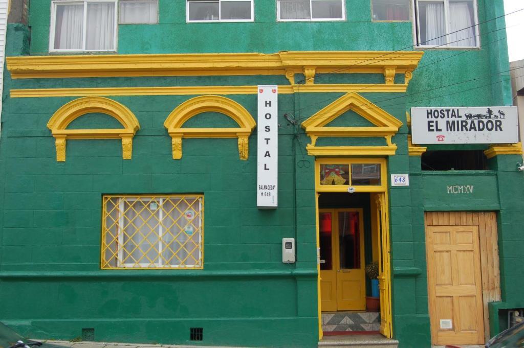 Hostal El Mirador ปุนตาอาเรนาส ภายนอก รูปภาพ