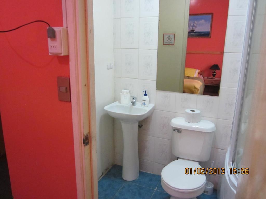 Hostal El Mirador ปุนตาอาเรนาส ภายนอก รูปภาพ
